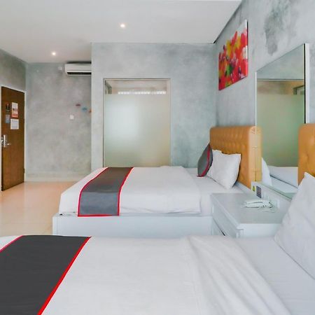 Hotel Super Oyo Collection O 31 The Batik Bed And Coffee Bandung Exterior foto