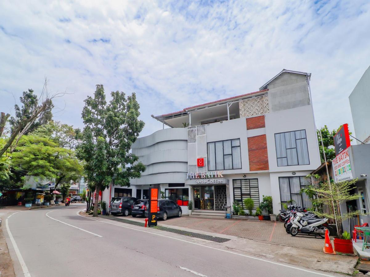 Hotel Super Oyo Collection O 31 The Batik Bed And Coffee Bandung Exterior foto