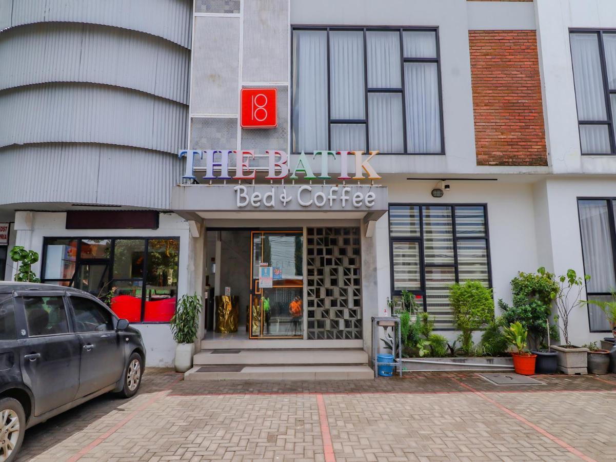 Hotel Super Oyo Collection O 31 The Batik Bed And Coffee Bandung Exterior foto