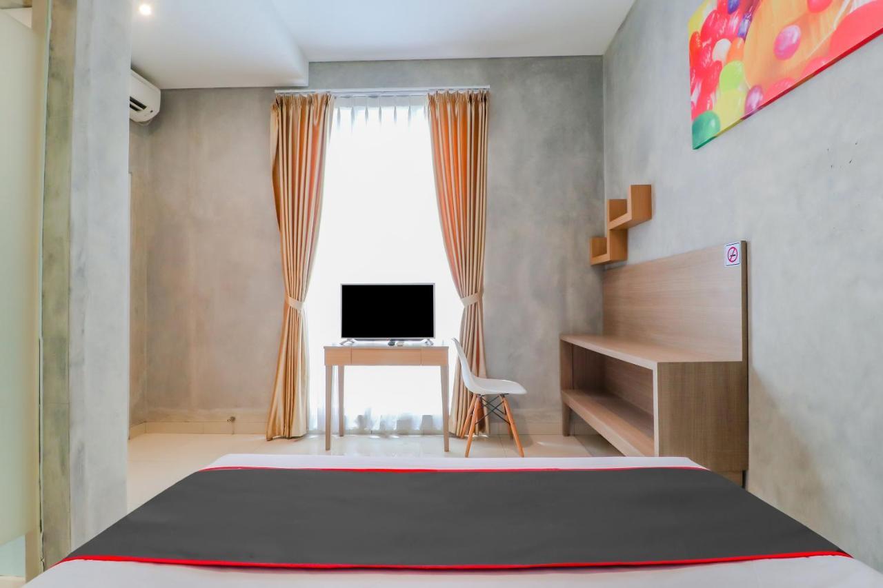 Hotel Super Oyo Collection O 31 The Batik Bed And Coffee Bandung Exterior foto
